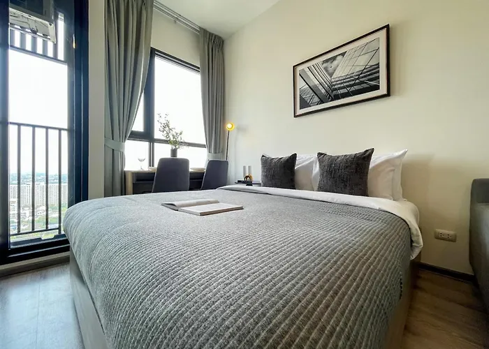 Near Bts L Sukhumvit L Pool And Sauna 公寓 曼谷