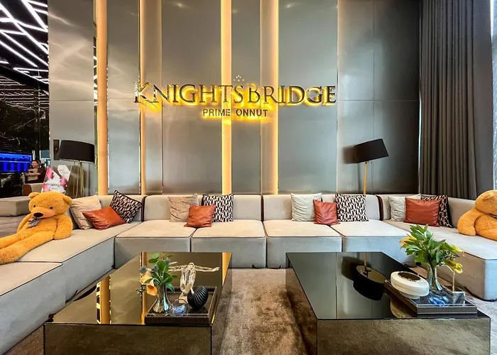 Near Bts L Sukhumvit L Pool And Sauna *