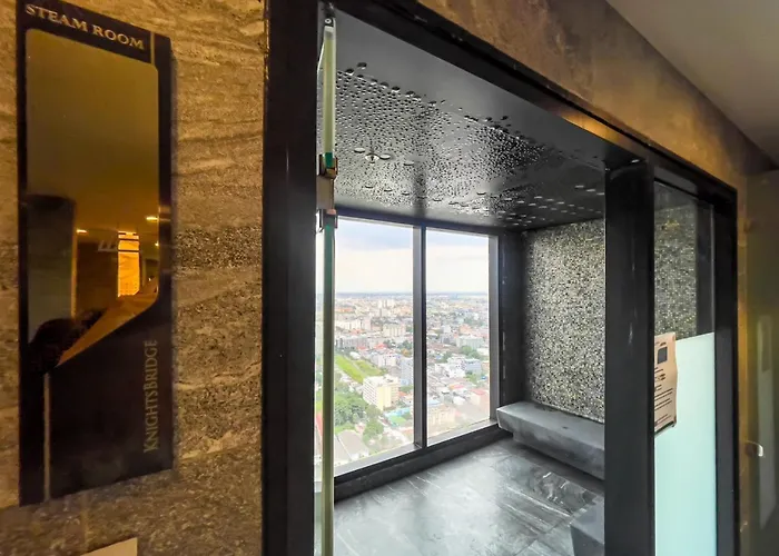 Near Bts L Sukhumvit L Pool And Sauna