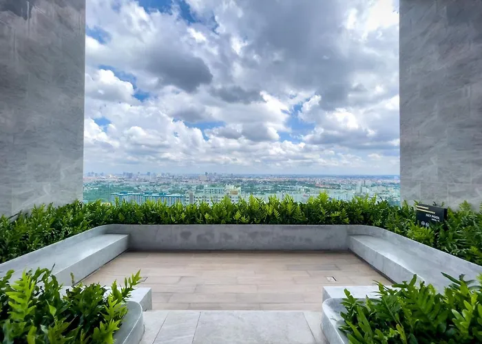 公寓 Near Bts L Sukhumvit L Pool And Sauna 曼谷